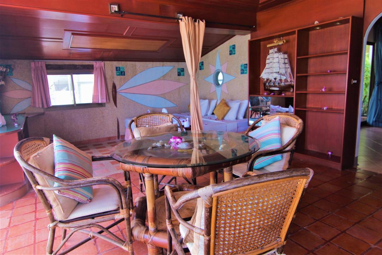 Bangrak Pier Samui Resort ภายนอก รูปภาพ