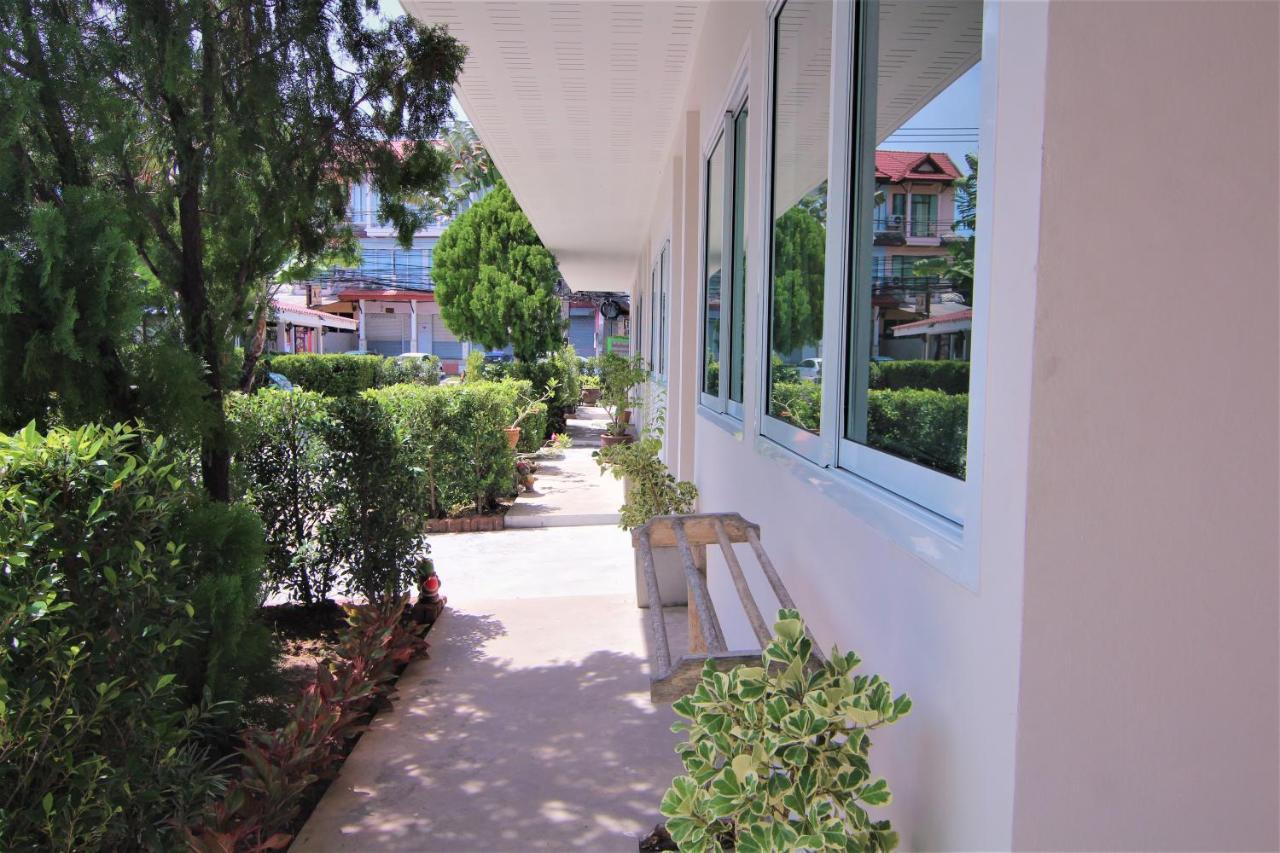 Bangrak Pier Samui Resort ภายนอก รูปภาพ