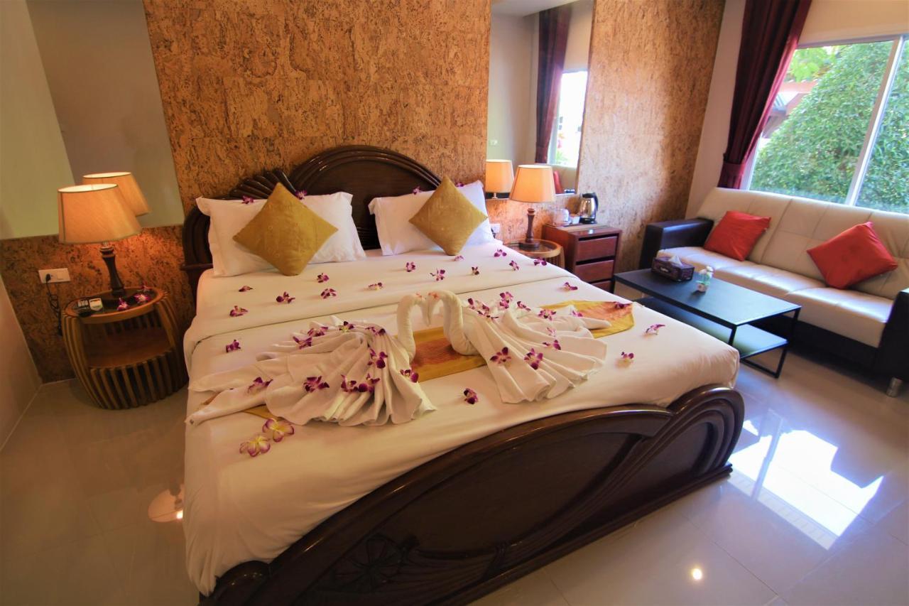 Bangrak Pier Samui Resort ภายนอก รูปภาพ