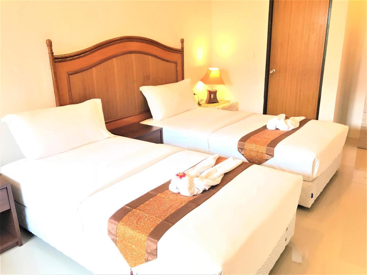Bangrak Pier Samui Resort ภายนอก รูปภาพ