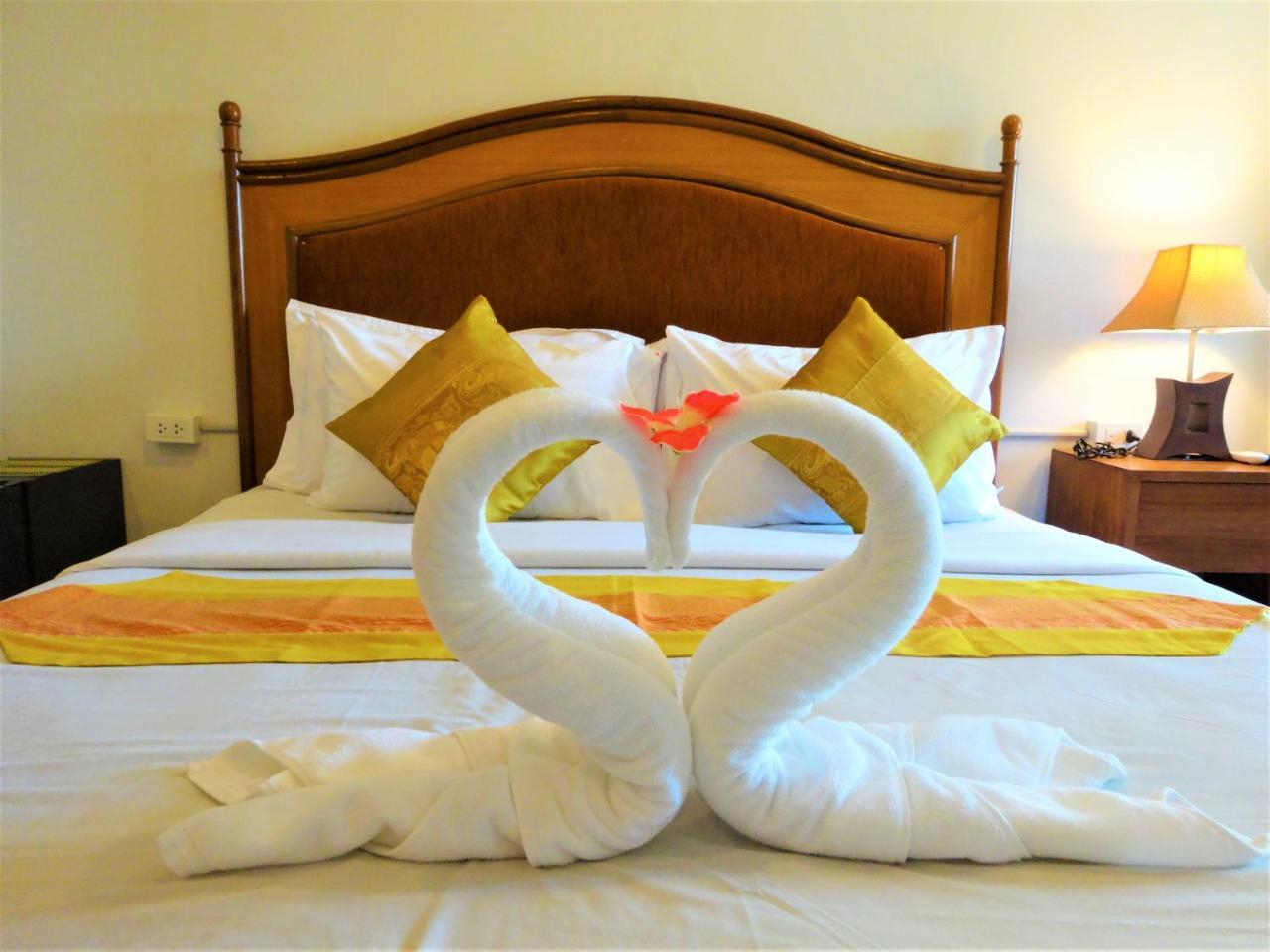 Bangrak Pier Samui Resort ภายนอก รูปภาพ
