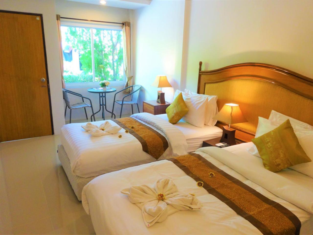 Bangrak Pier Samui Resort ภายนอก รูปภาพ