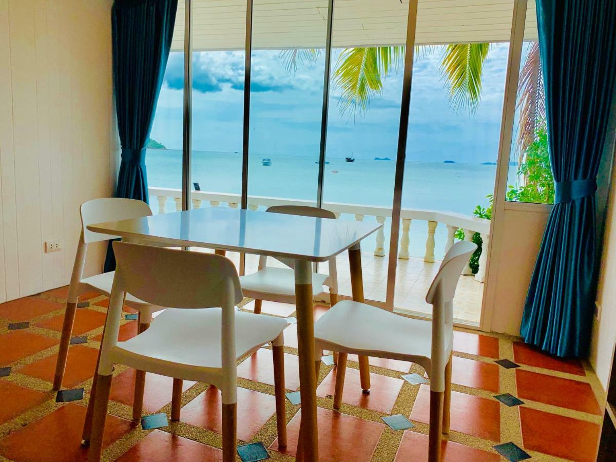 Bangrak Pier Samui Resort ภายนอก รูปภาพ